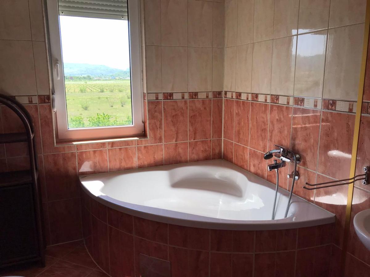 Apartmani Dino Blagaj Buitenkant foto